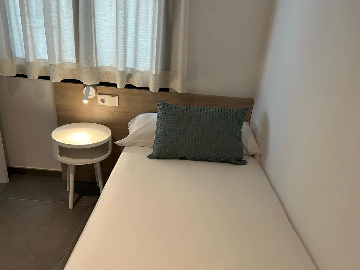 El Centre, 3 Habitacions, 2 Banys I Cuina L'Escala Spain