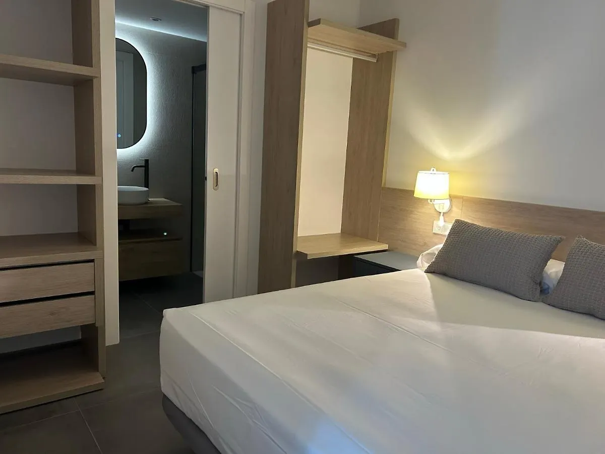 Apartmán El Centre, 3 Habitacions, 2 Banys I Cuina L' Escala