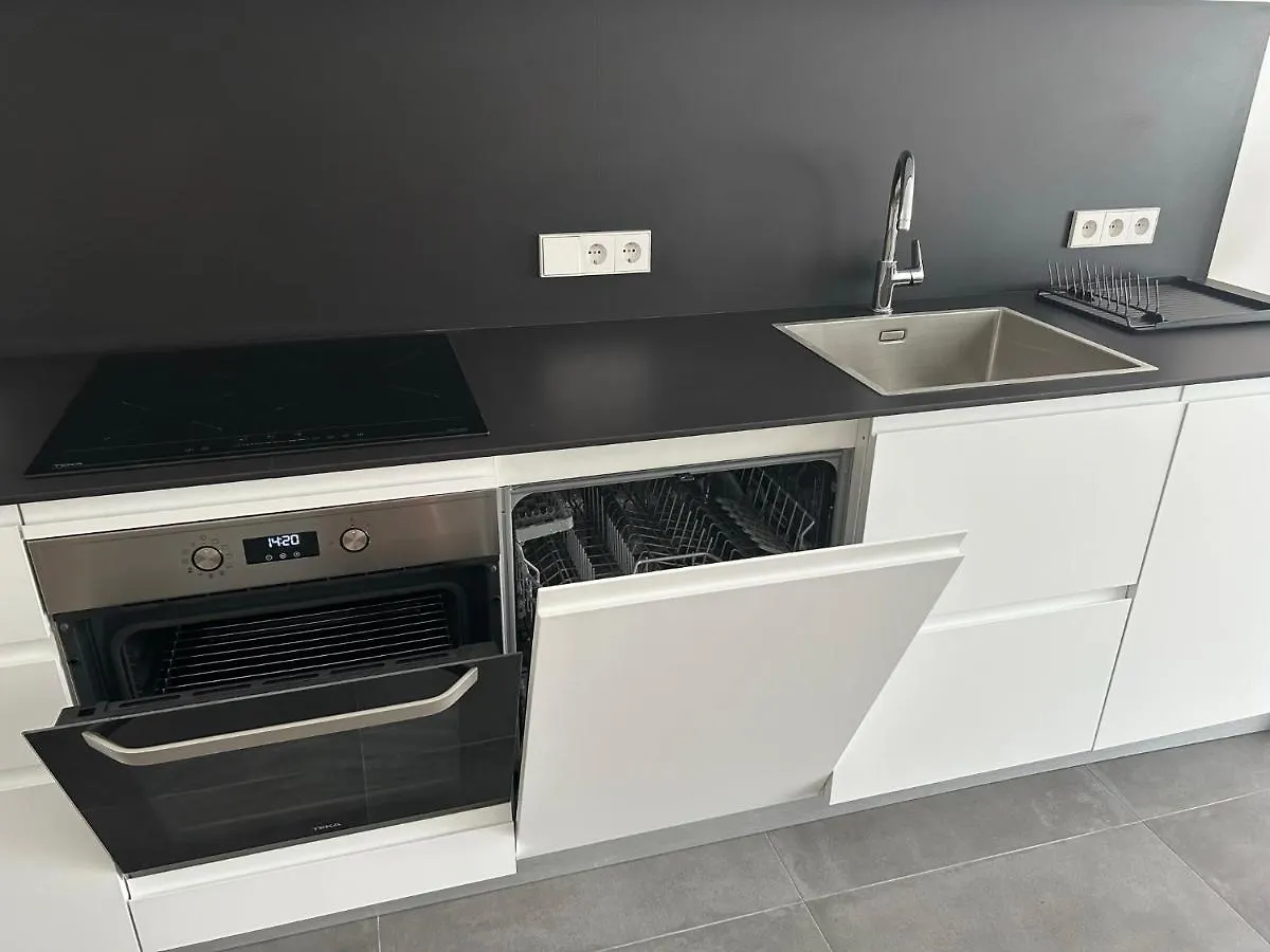 El Centre, 3 Habitacions, 2 Banys I Cuina L'Escala Spain